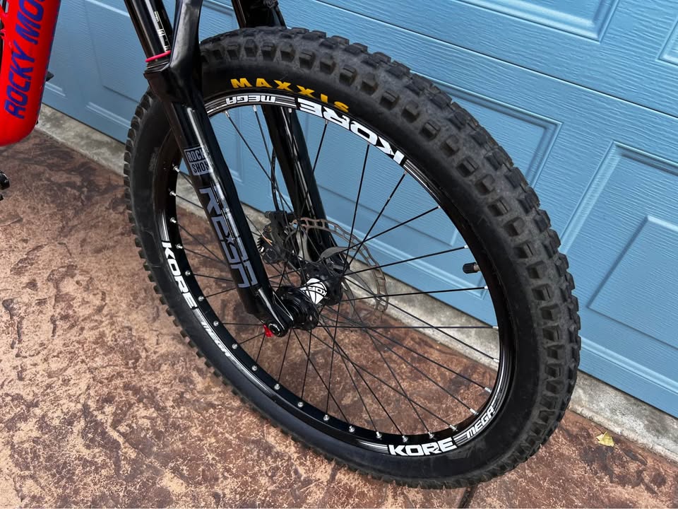 24” Rocky Mountain Reaper - Custom Built Kids Mountain Bike