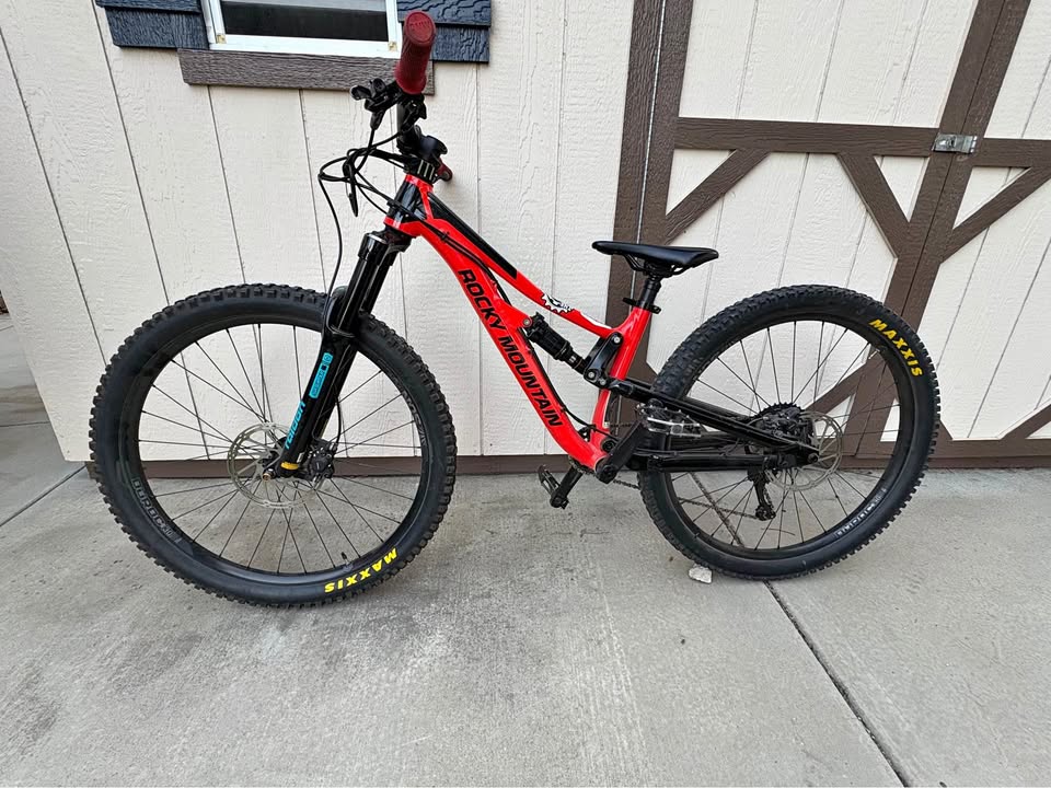Rocky Mountain reaper 24”/26”