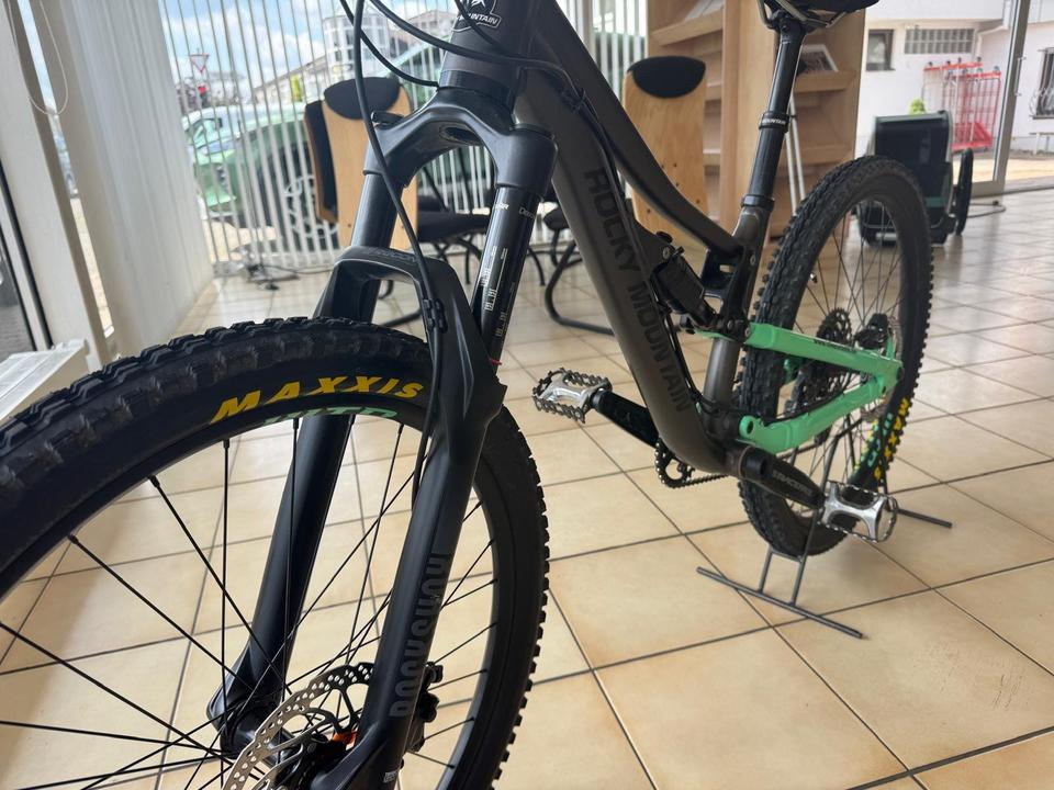 Rocky Mountain Reaper 26